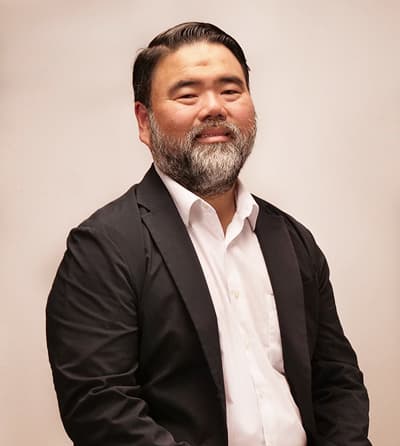 Andrés Shum